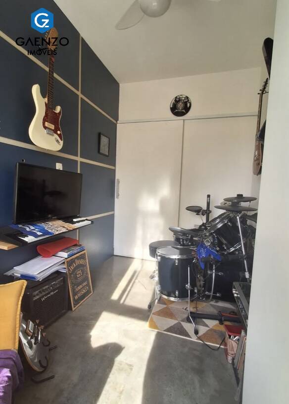 Apartamento à venda com 2 quartos, 62m² - Foto 18