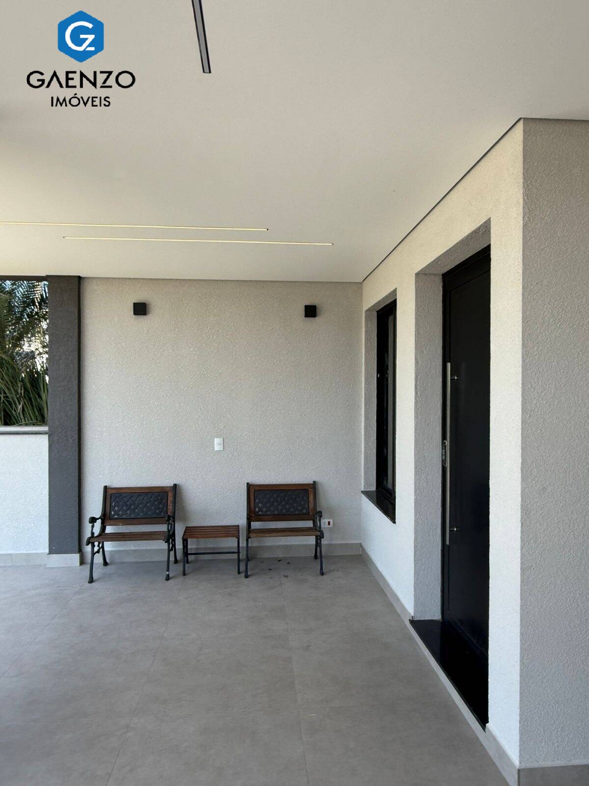 Casa à venda com 4 quartos, 259m² - Foto 3