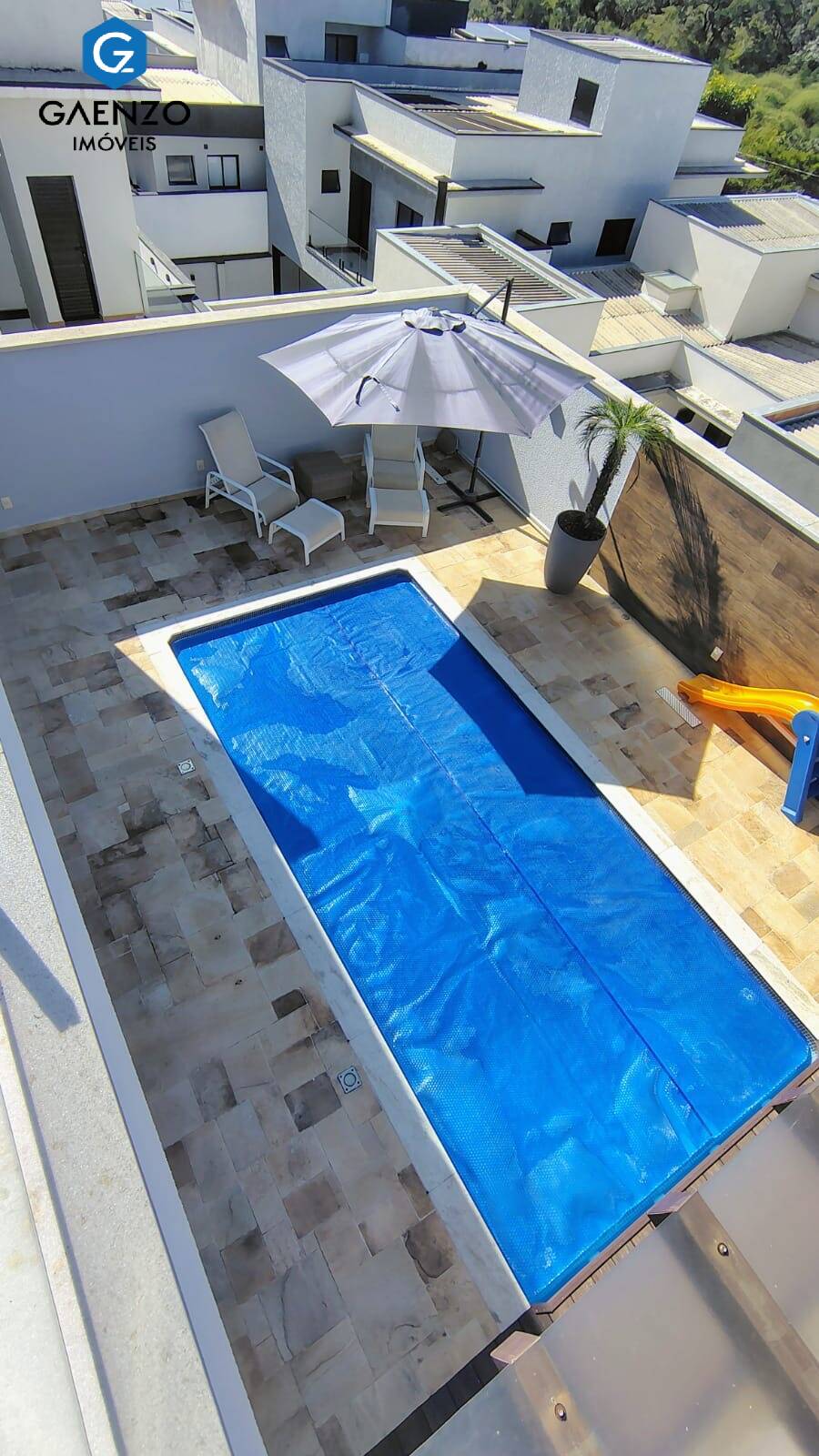 Casa de Condomínio à venda com 3 quartos, 235m² - Foto 11