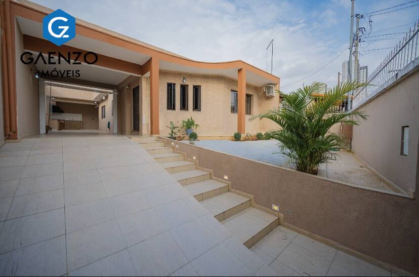 Casa, 5 quartos, 188 m² - Foto 1