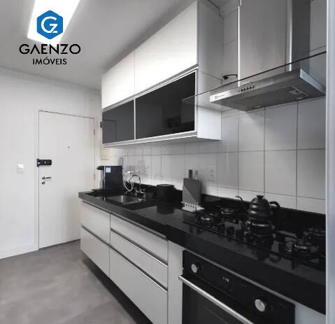 Apartamento à venda com 3 quartos, 80m² - Foto 11