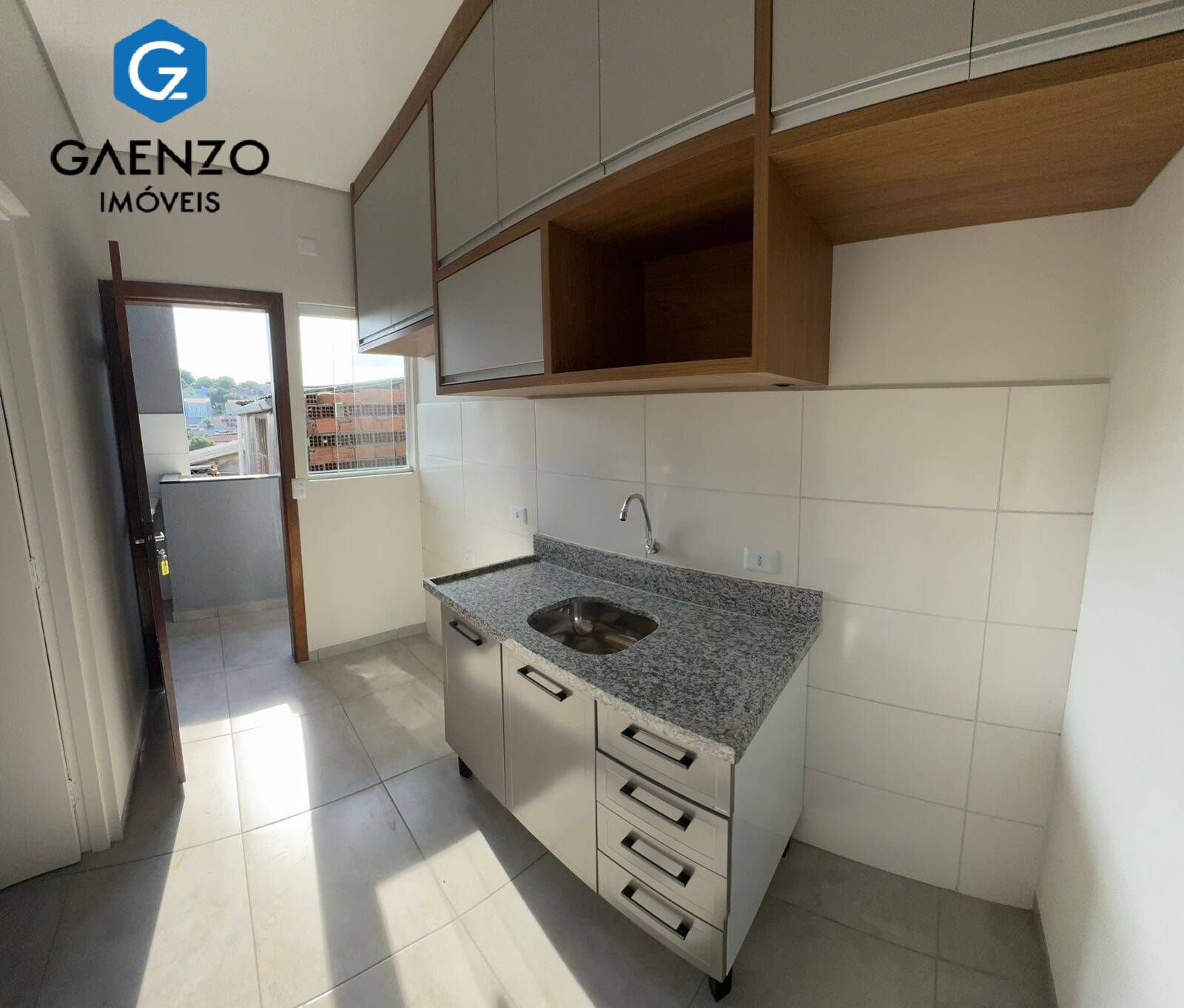 Casa, 8 quartos, 248 m² - Foto 2