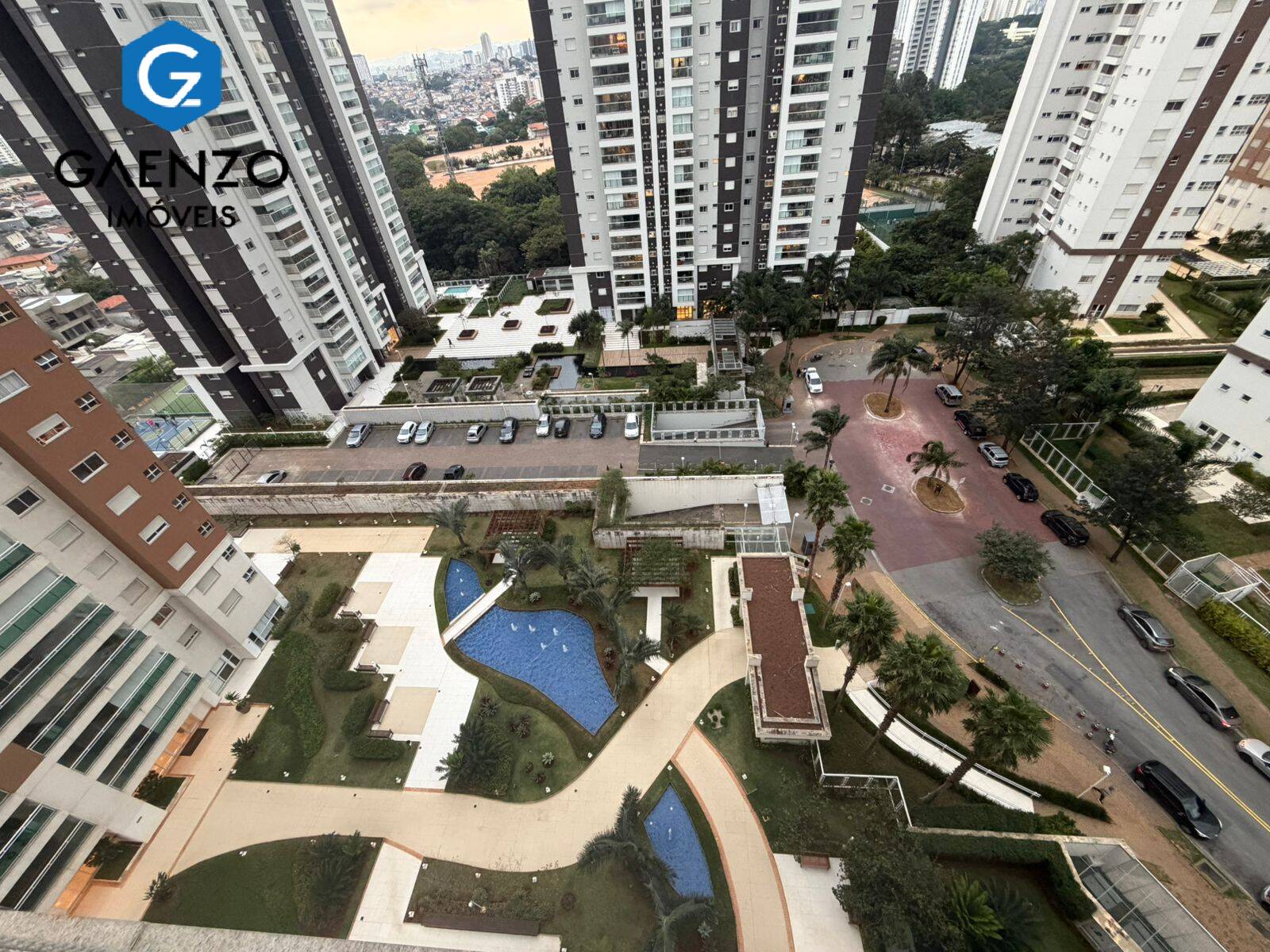 Apartamento, 3 quartos, 136 m² - Foto 2